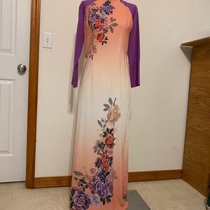 Ao Dai. Oriental dress size M/L New